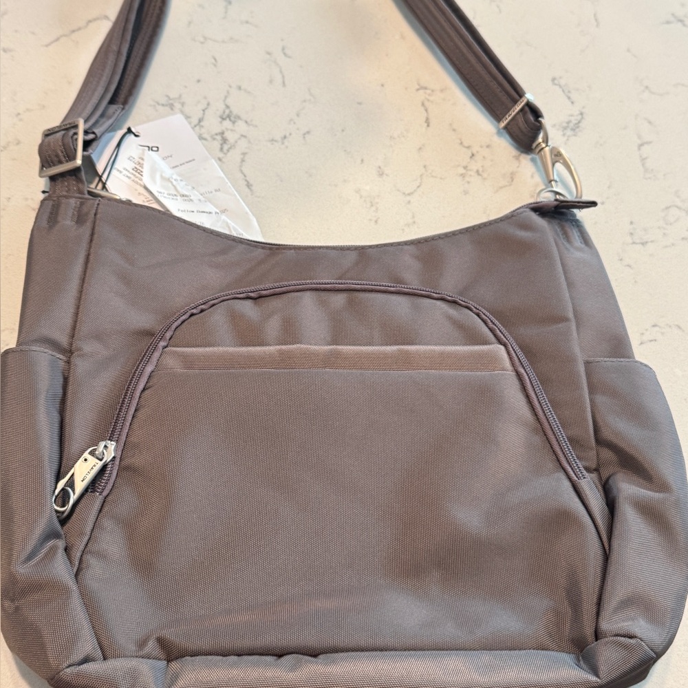 Travelon Anti-theft Classic Crossbody Bucket Bag Nutmeg  Crossbody‎, travel bag - Picture 13 of 15